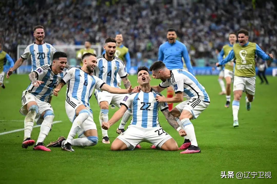 魔笛和梅西谁赢了啊视频,半决赛梅西遇上莫德里奇