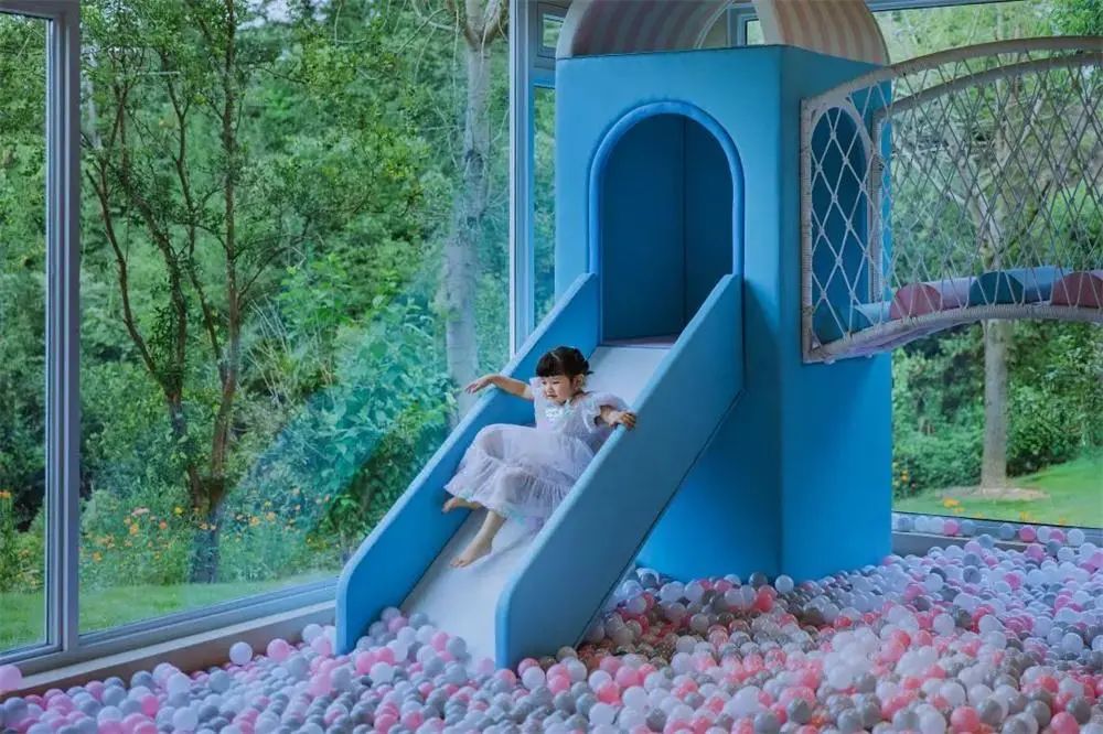 莫干山lv恒温泳池度假村,莫干山lv悬空度假村