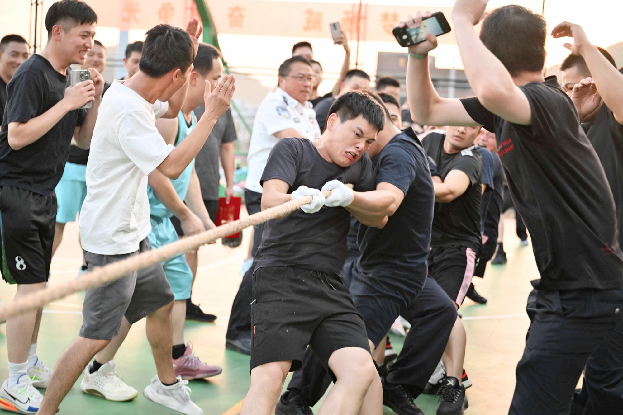 七一学党章悟党性践初心研讨材料,庆七一学思想强党性主题党日活动