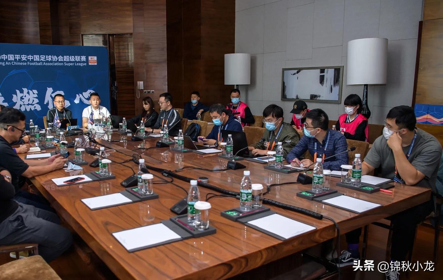 只要公正客观，裁判改善不是问题，但需要恒心，完全可共创新未来