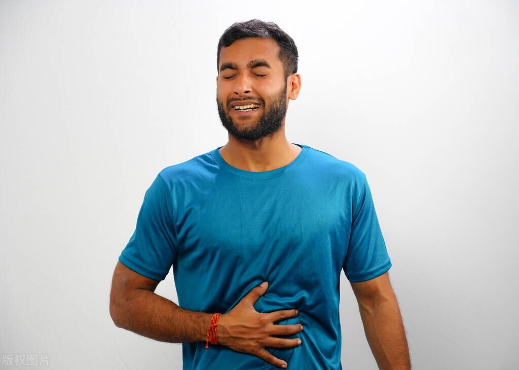 肺癌的肩膀痛和普通肩膀痛的区别,如何判断肩膀疼是肺癌还是肩周炎