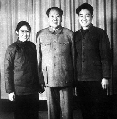 2016年毛*东泽**秘书高智病重,*新宇毛**前去看望,高智:后悔离开主席