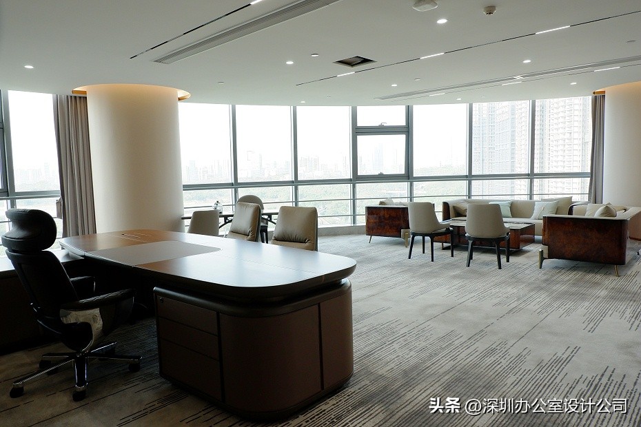 深圳大气装修办公室风格,南山区简约办公室装修设计