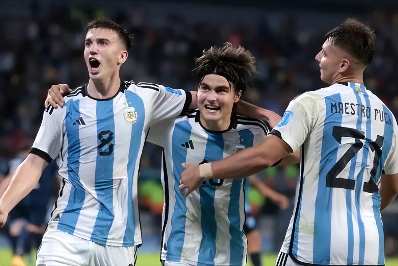 阿根廷足球大赛成绩最新消息,01年世青赛中国对阿根廷足球