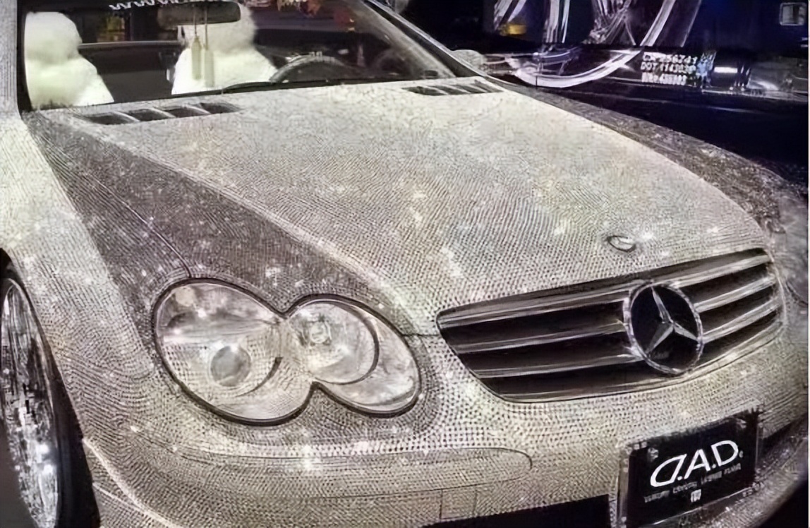 印度首富夫人有多壕,印度首富的老婆有多奢侈