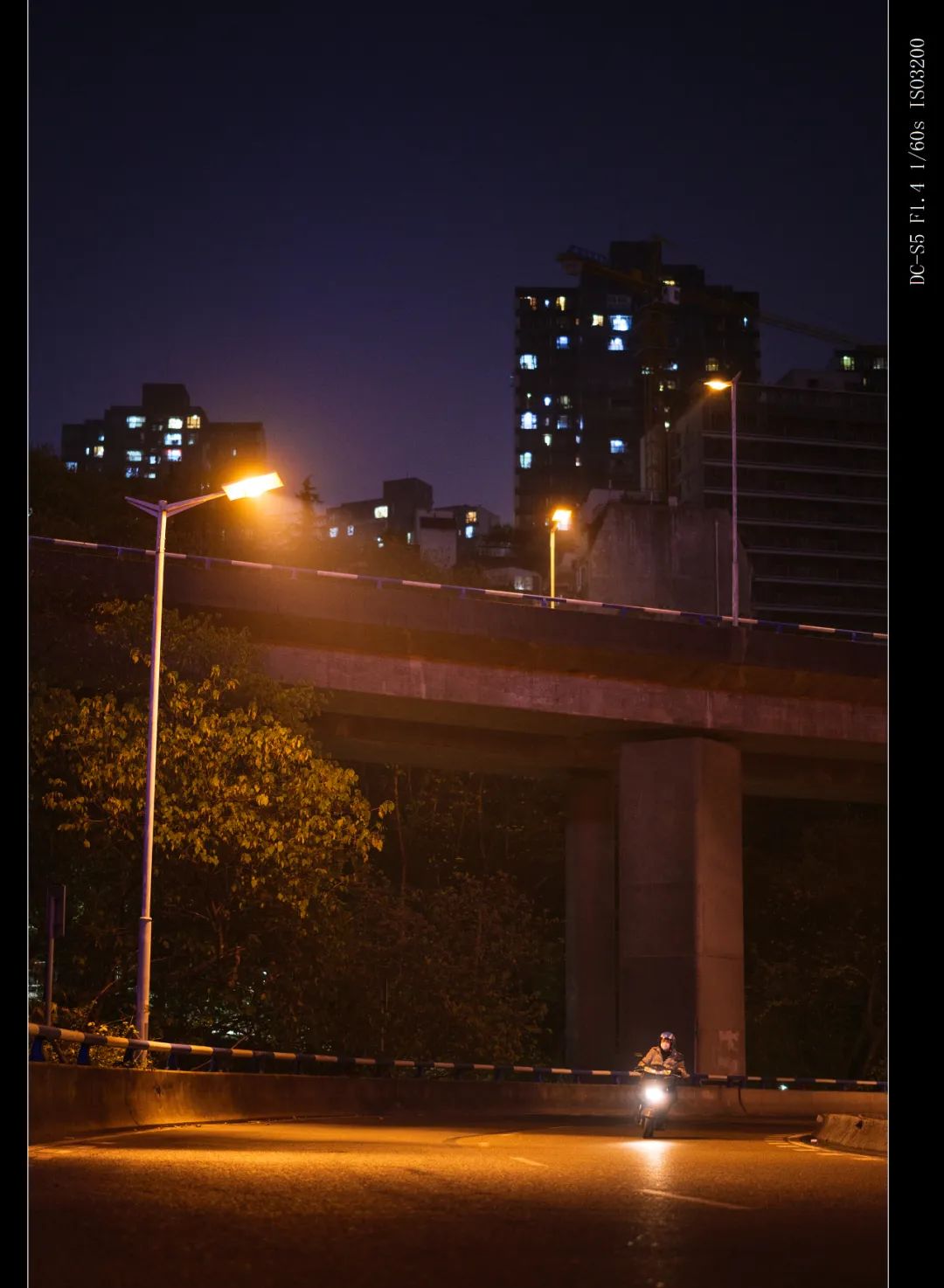 高性能微单,适马50mmf1.4老款与新款对比