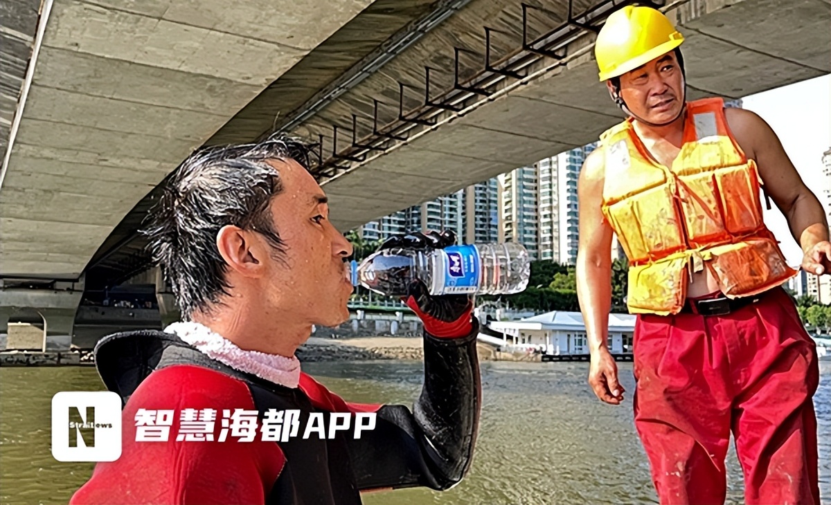 蛙人下水全过程,蛙人潜水历史