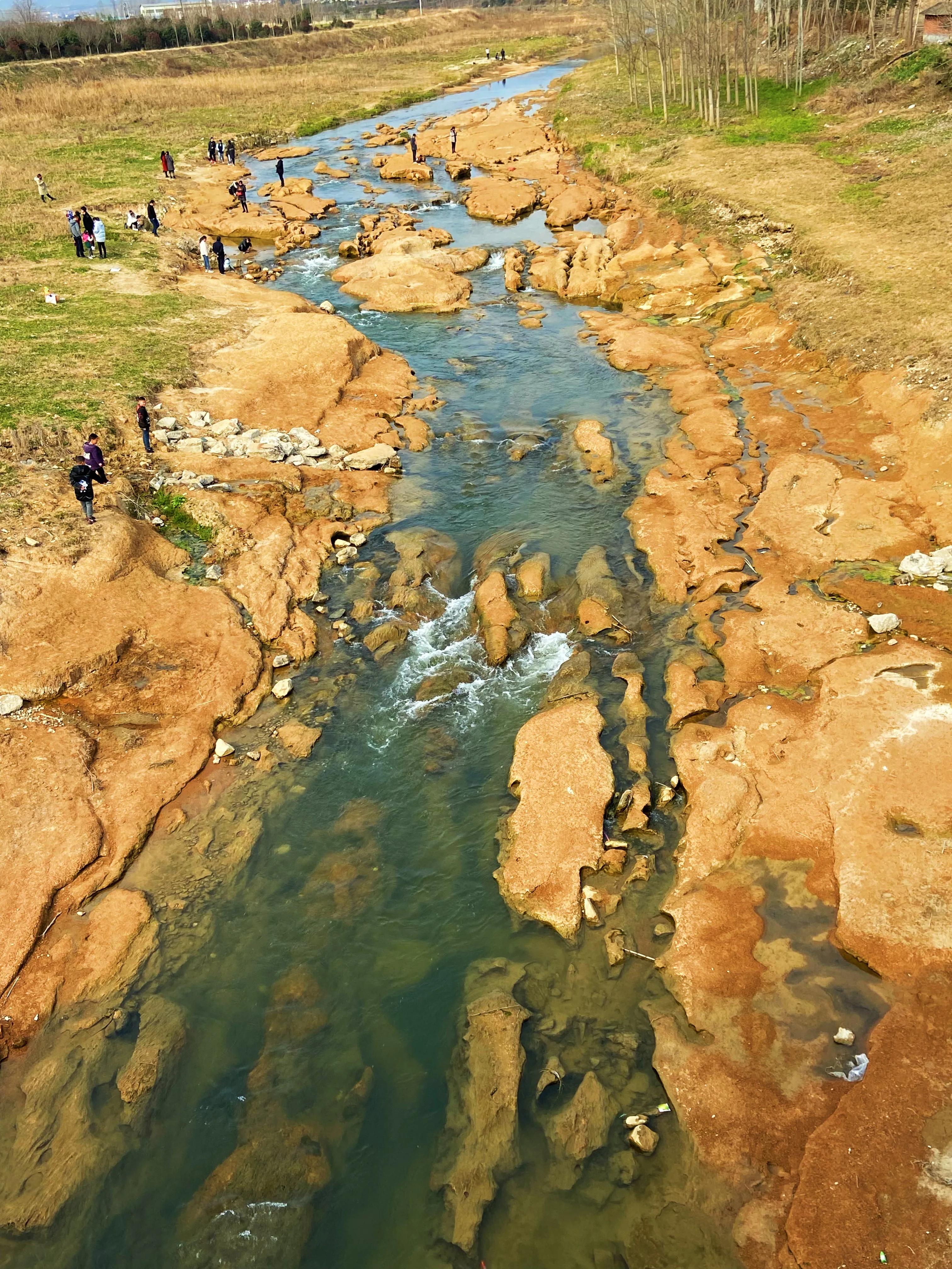 河边的景色真是太美了,文川河风景