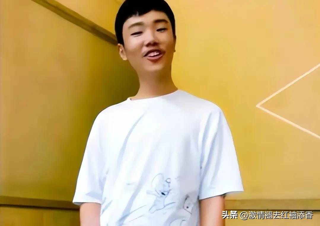 网友对胡家聘请的代理律师产生质疑，胡妈妈又提出3条诉求