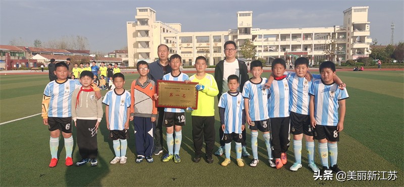 椹伴獘缁胯尩鍐嶈幏浣崇哗,椹伴獘缁胯尩瓒崇悆