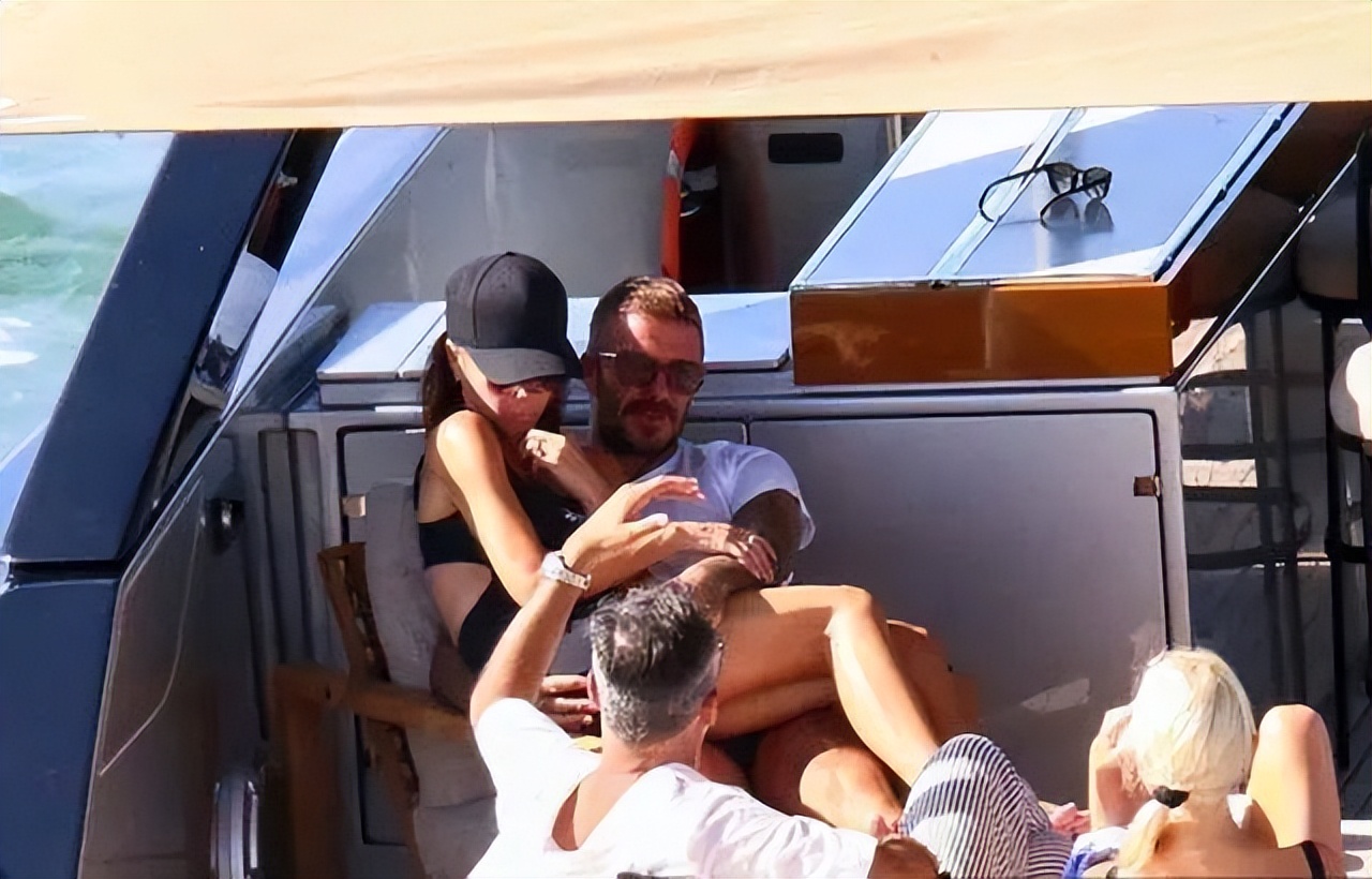 贝嫂贝克汉姆年轻时,贝克汉姆和小七贝嫂