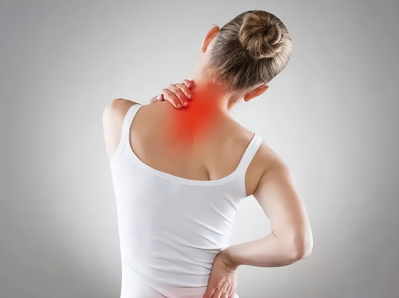 肩膀总疼,肩膀疼用什么办法判断是肩周炎