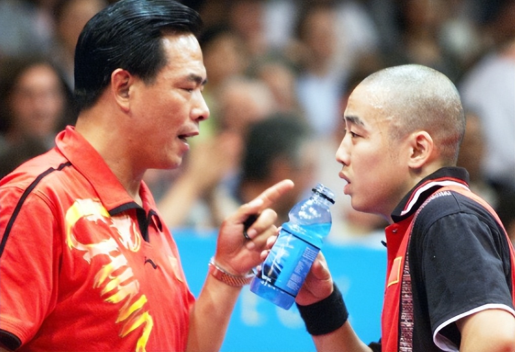 国乒经典一战,孔令辉19岁世乒赛夺冠,刘国梁智取瓦尔德内尔