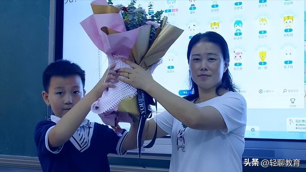 教师节教育故事,教师节让老师感动活动