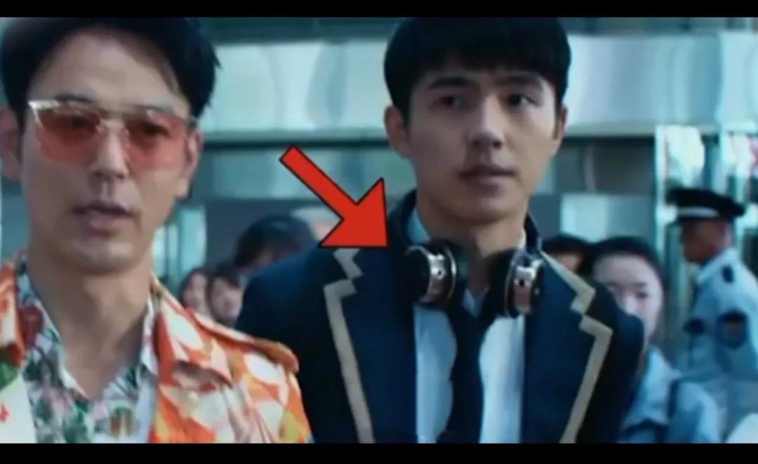 唐探3发导演采访视频,唐探三里植入的广告