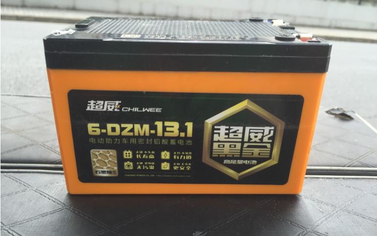 石墨烯黑金电池和铅酸电池哪个好,铅酸电池和黑金石墨烯电池的区别
