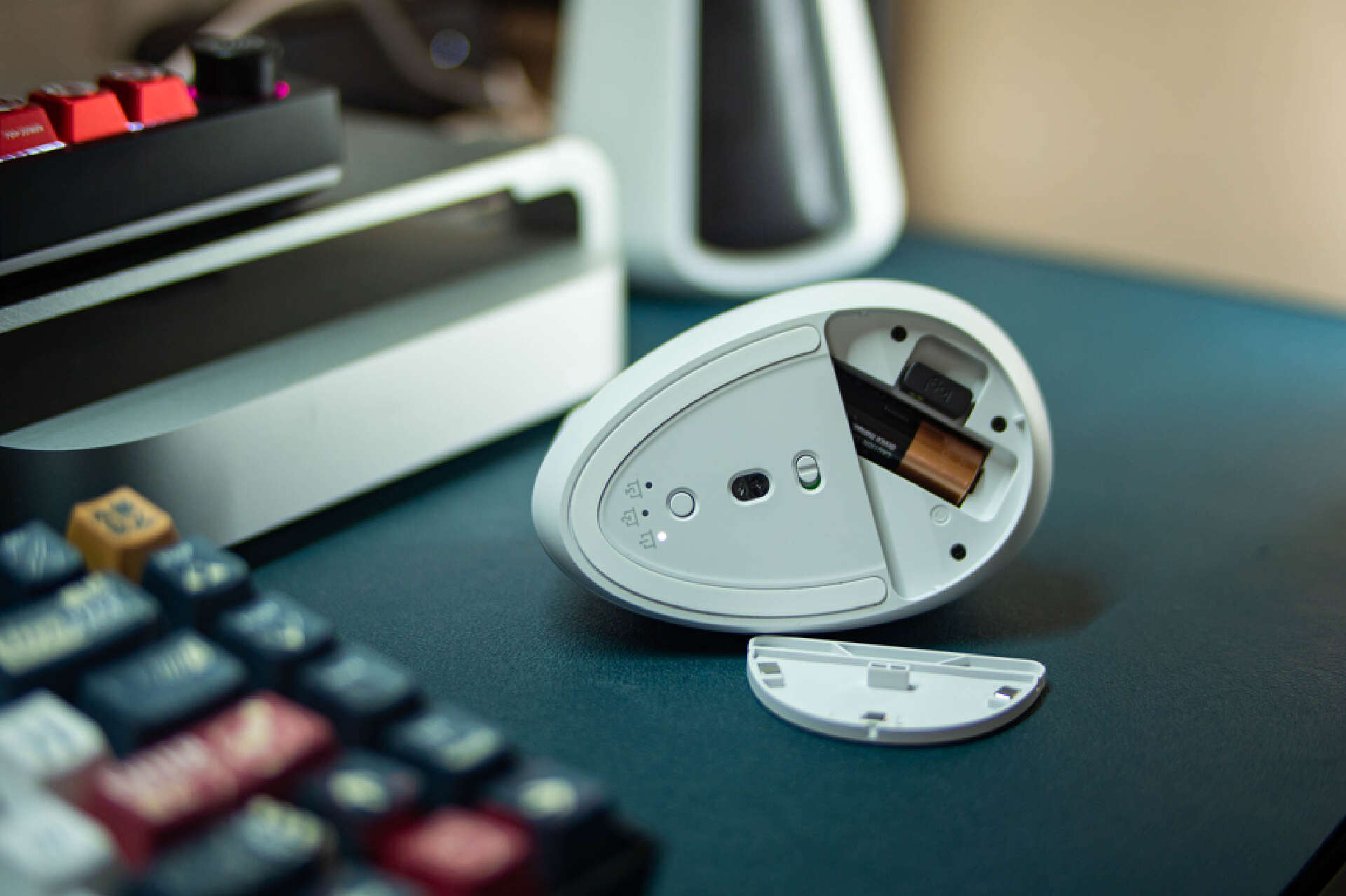 罗技垂直鼠标测评,罗技lift垂直鼠标