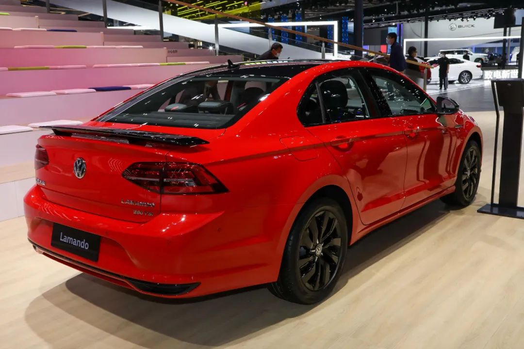 百车全说丨大众凌渡L：无框车门大掀背，毫无疑问肯定贵