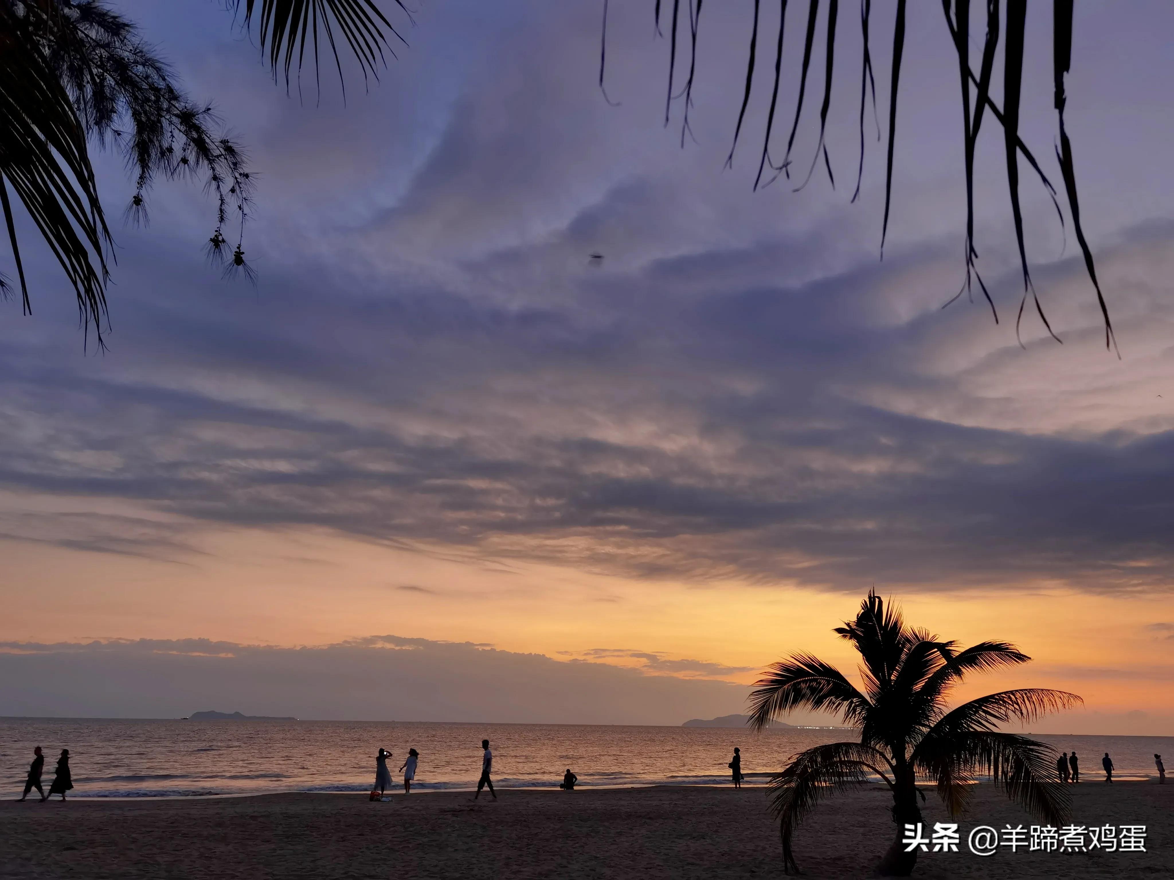 三亚椰梦长廊日落绝美,三亚湾椰梦长廊看夕阳最佳观赏点