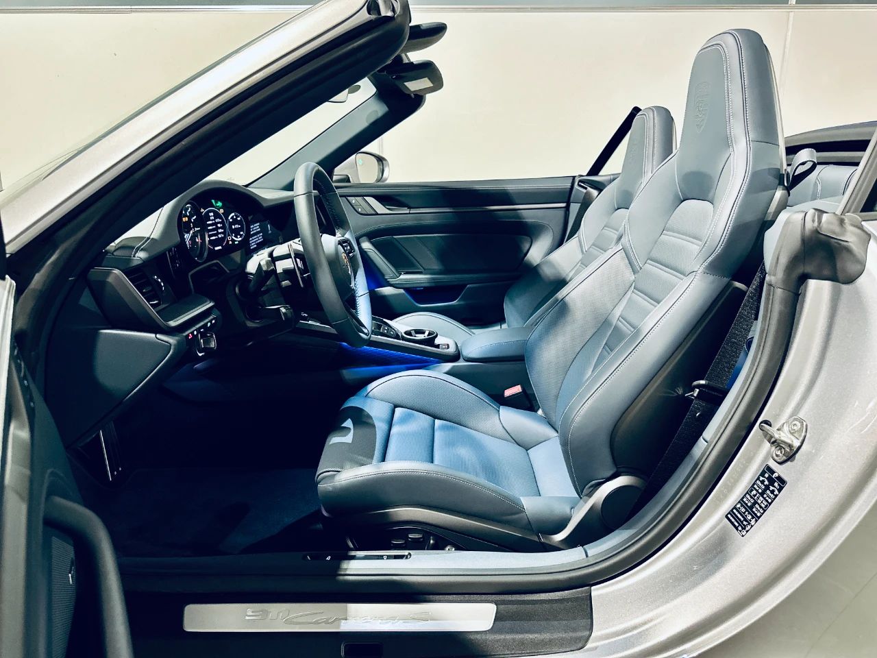 2021款保时捷911carrera4s,23款保时捷911carreras试驾