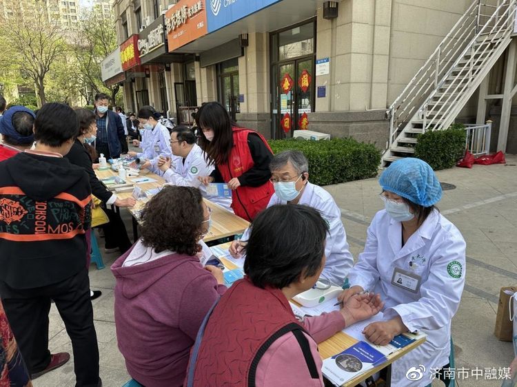 义诊进乡村服务暖民心,义诊进社区便民服务暖心