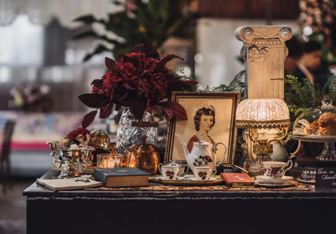 DisjarusCraftandCafe复古花园的咖啡格外的优美