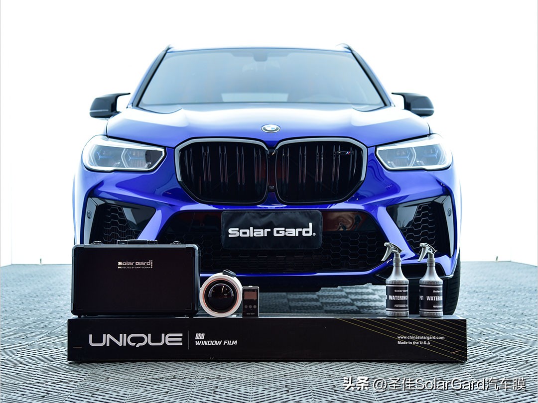 贴隔热膜贴内还是外,汽车天窗贴隔热膜好还是贴冰甲好