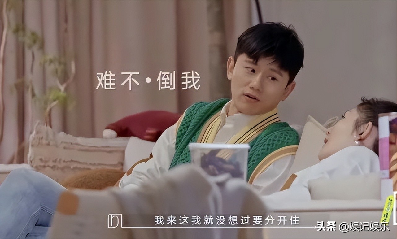 张杰跟谢娜分隔两地，杰哥在家照顾仨孩子，哄娃方式超温柔