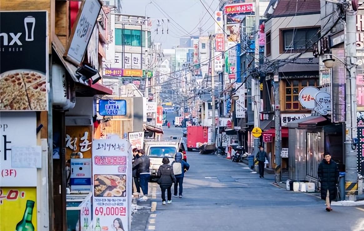 “去中国化”最彻底的4个东方国家，有一个已经完全西化了