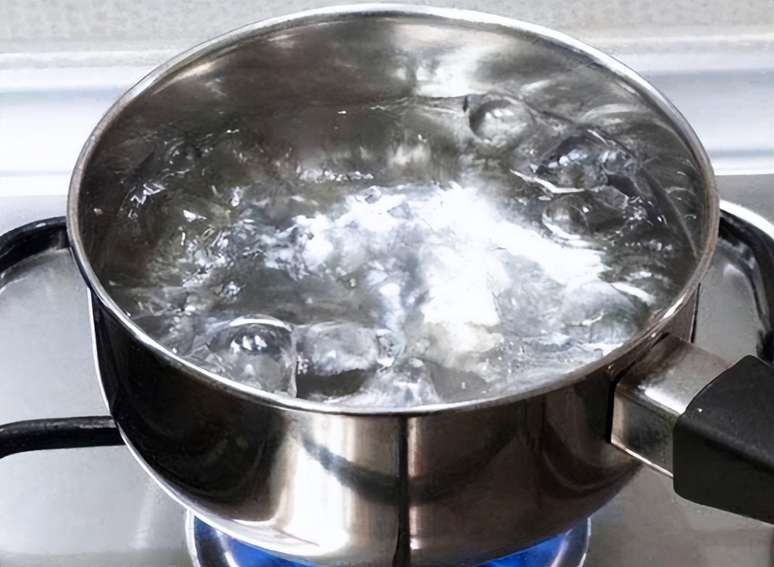 人工耳蜗进口的2023多少钱,国产人工耳蜗和进口差距