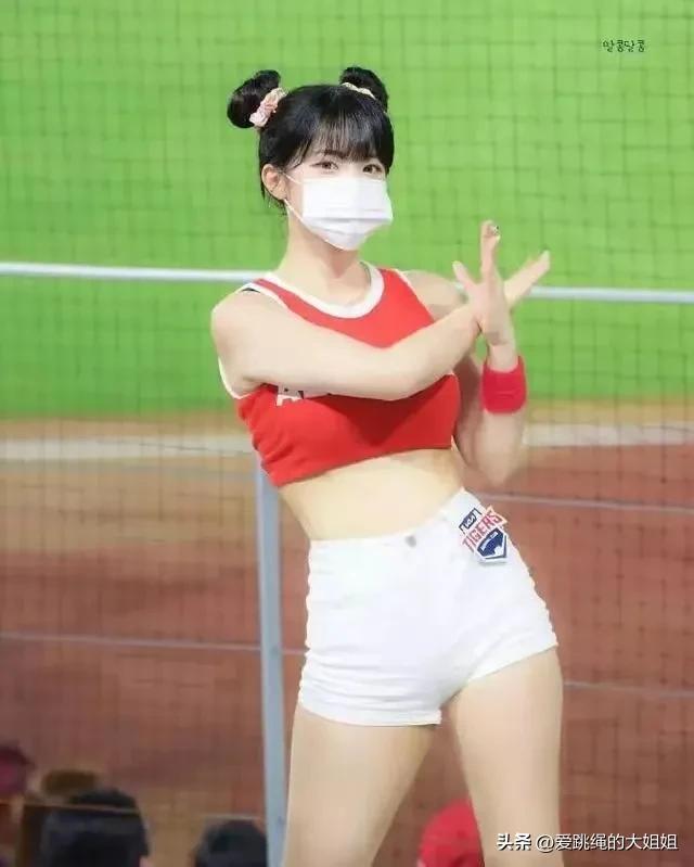 韩国电音女王李多惠,韩国世界杯电力舞啦啦队李多惠