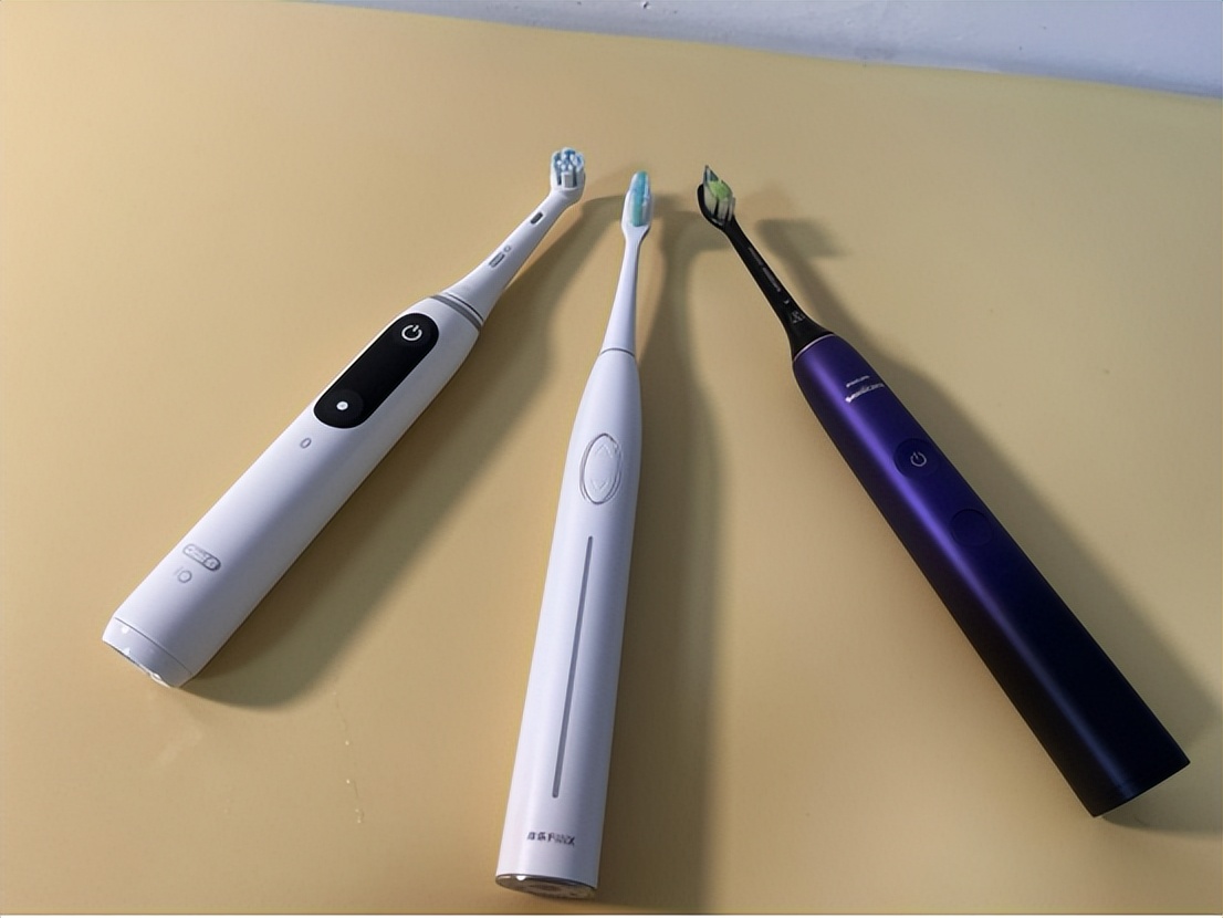 359元的电动牙刷值不值得买,一万元的电动牙刷测评