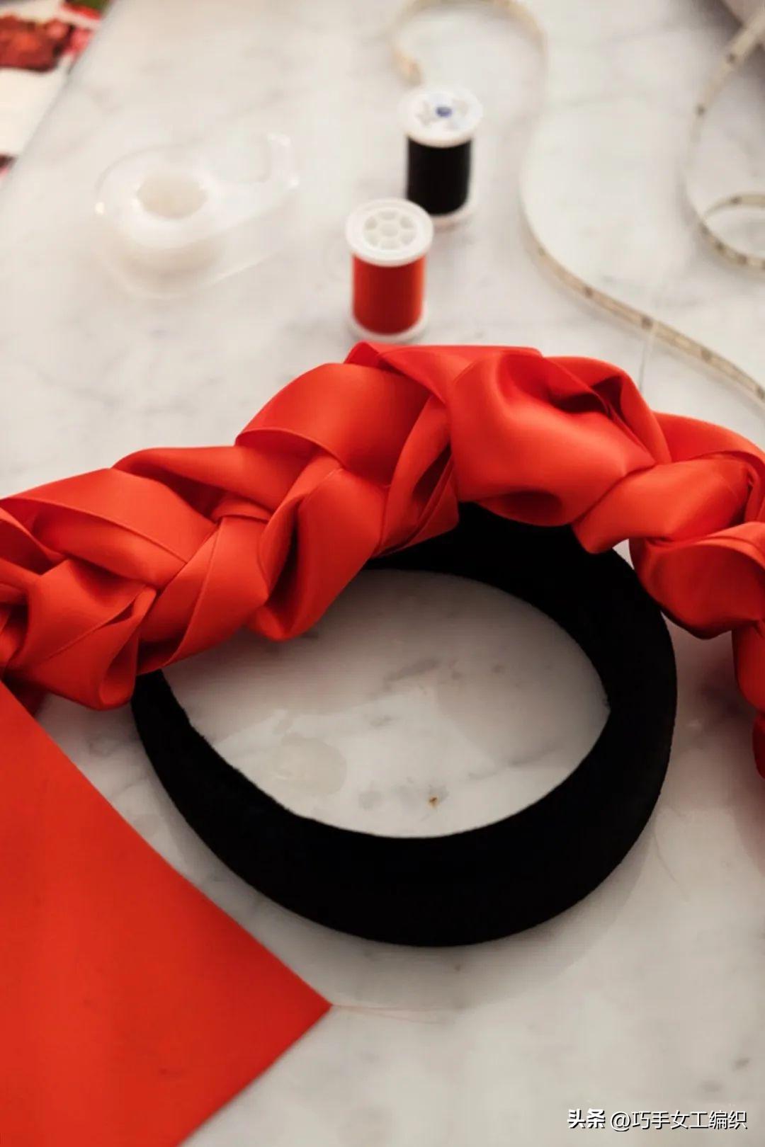 几块闲置的小碎布动动手就能做发圈发箍,新款多得用不完