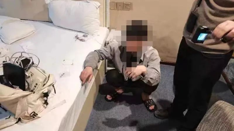 这种“躺平”赚钱的方式,很“刑”!