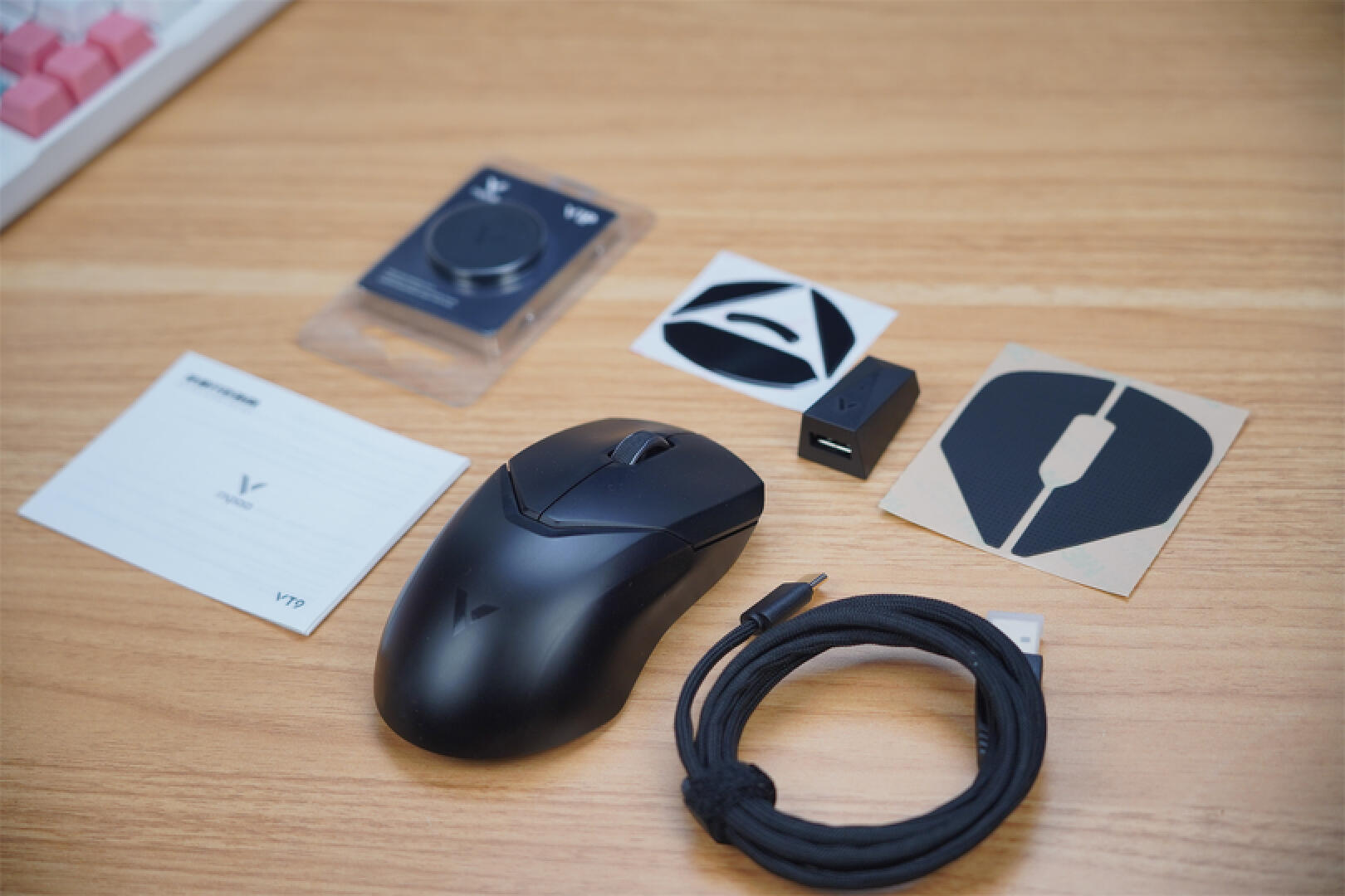 雷柏vt9鼠标,性价比高的轻量化鼠标