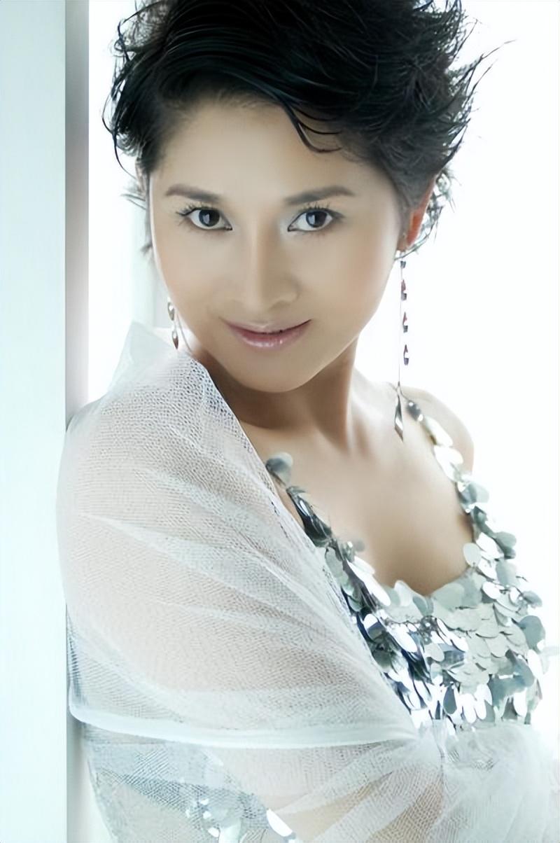 03年张钰,张钰早期照片