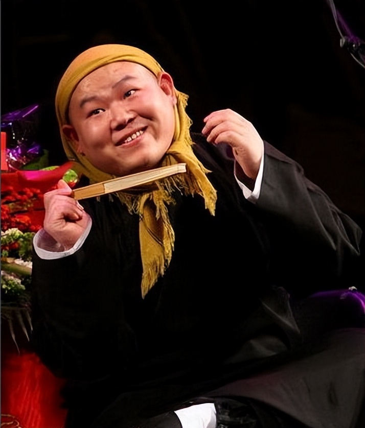 岳云鹏妻子郑敏,岳云鹏的妻子郑敏做什么的