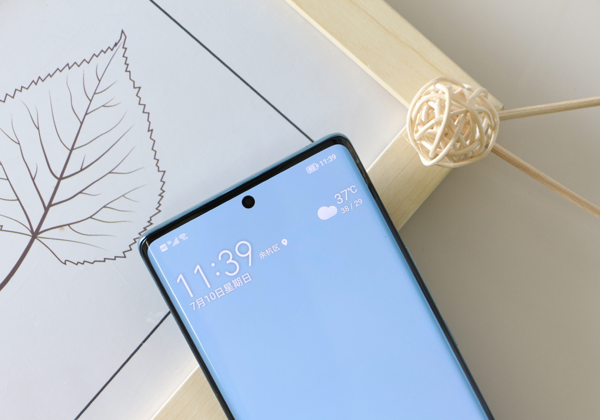 荣耀70评测：颜值才华兼备，旗舰IMX800要你好看，五星好“屏”