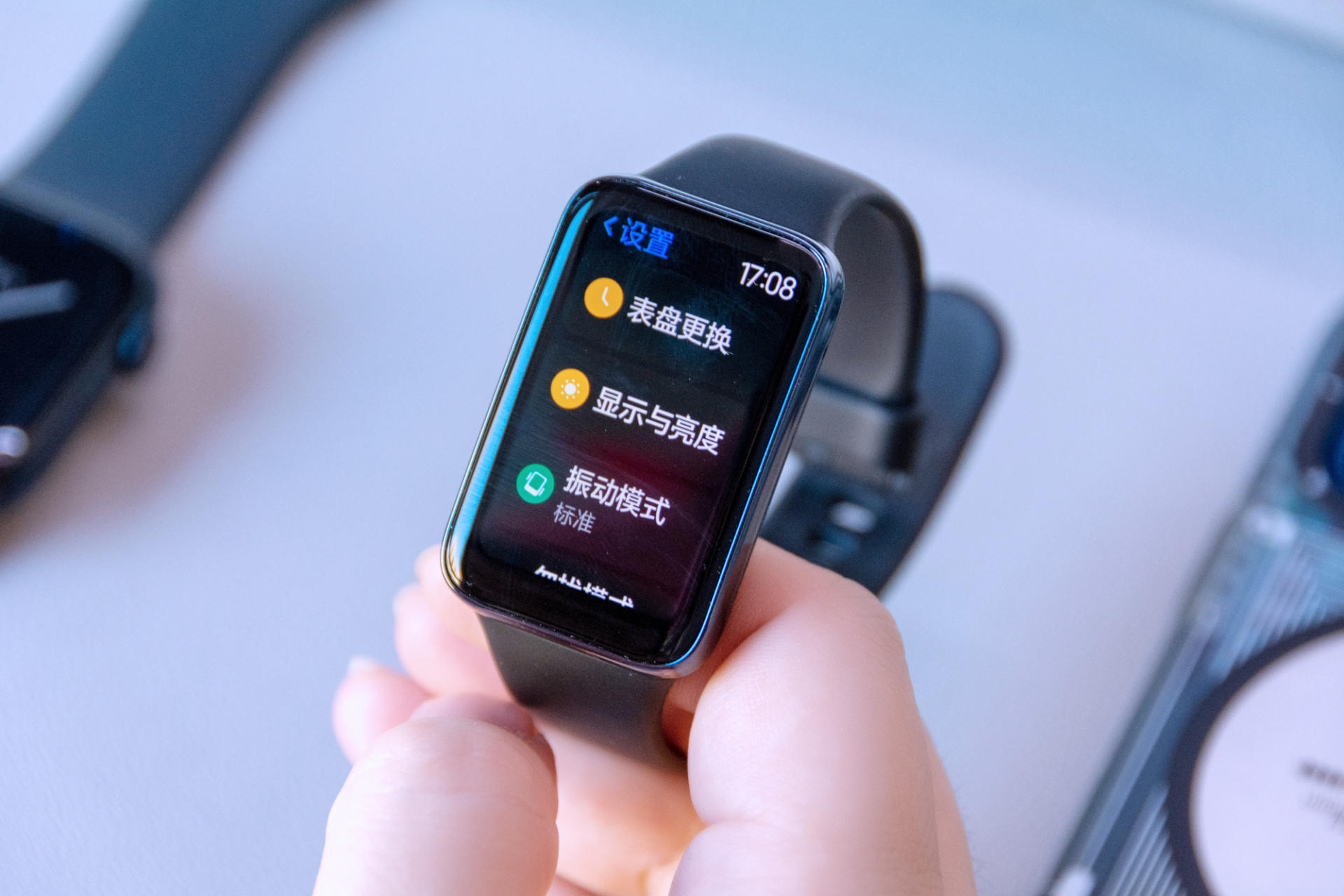 小米手环7pro标准版运动测评,华为7手环和小米7pro手环哪个更好