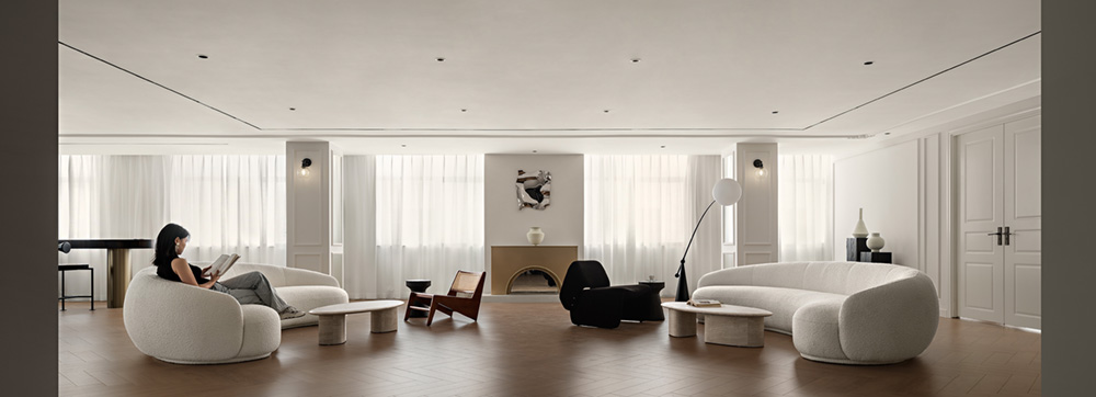 熙攘老街中的“后花园”大巭服饰深圳办公设计欣赏