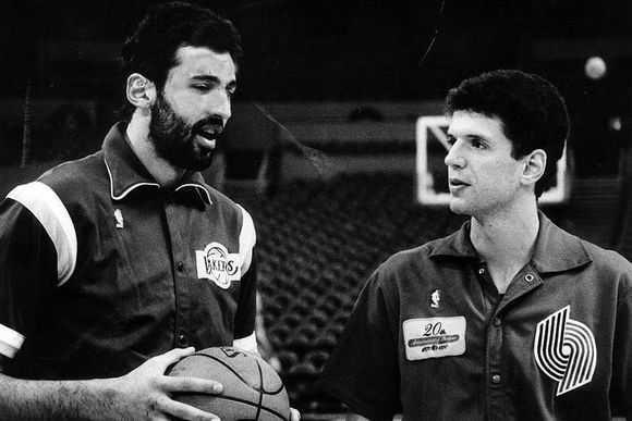 nba2konline2萨博尼斯和姚明,姚明生涯最强一战nba