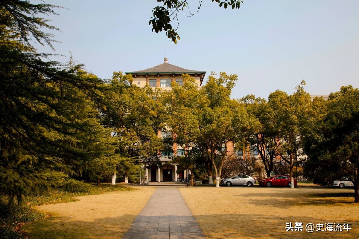 北大清华大学复旦大学世界排名,复旦大学和浙江大学世界排名