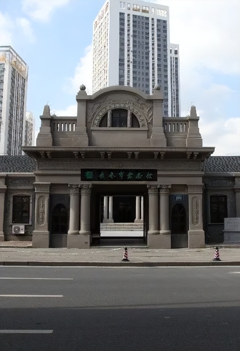 打开这份“小美好”指南，30个免费打卡地大盘点→