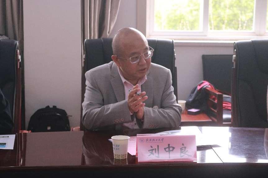 6Q教育向武汉轻工大学捐赠仪式圆满落幕