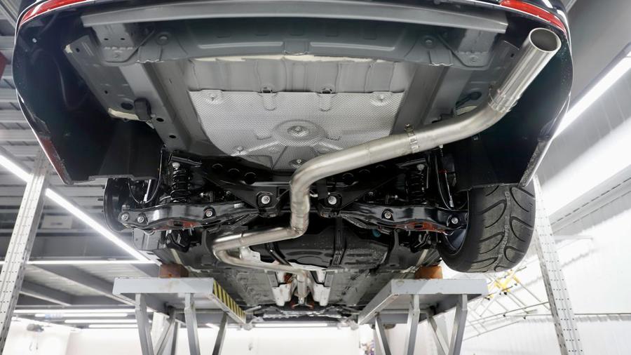 全赛道定制性能飙升低趴战斗钢炮“豹力变装”