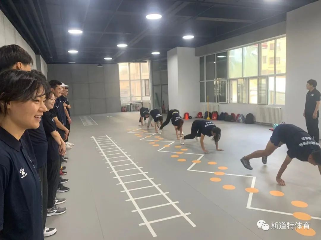 中国田径协会e级教练,中国田径协会教练员在哪里培训