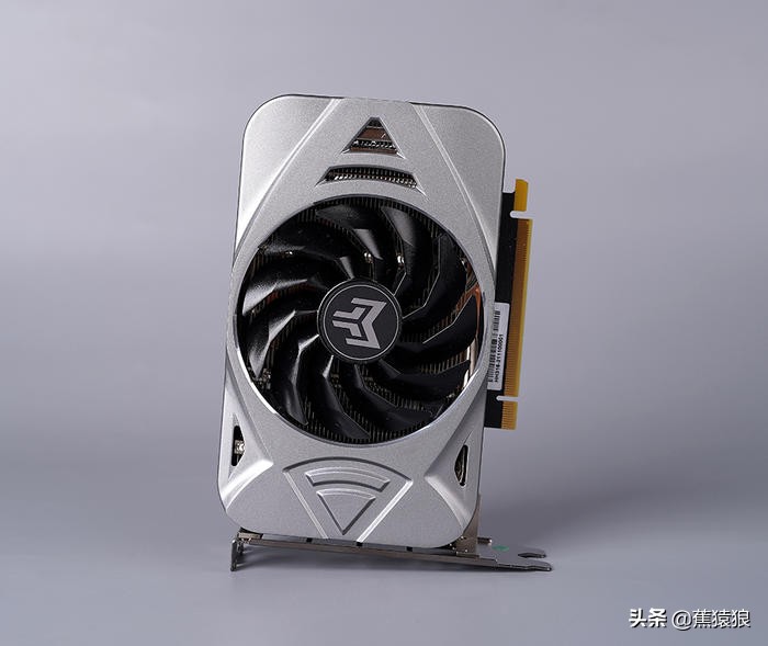 12600K+STRIXB660-I+RTX3060，AKLLAA5立式ITX机箱装机展示