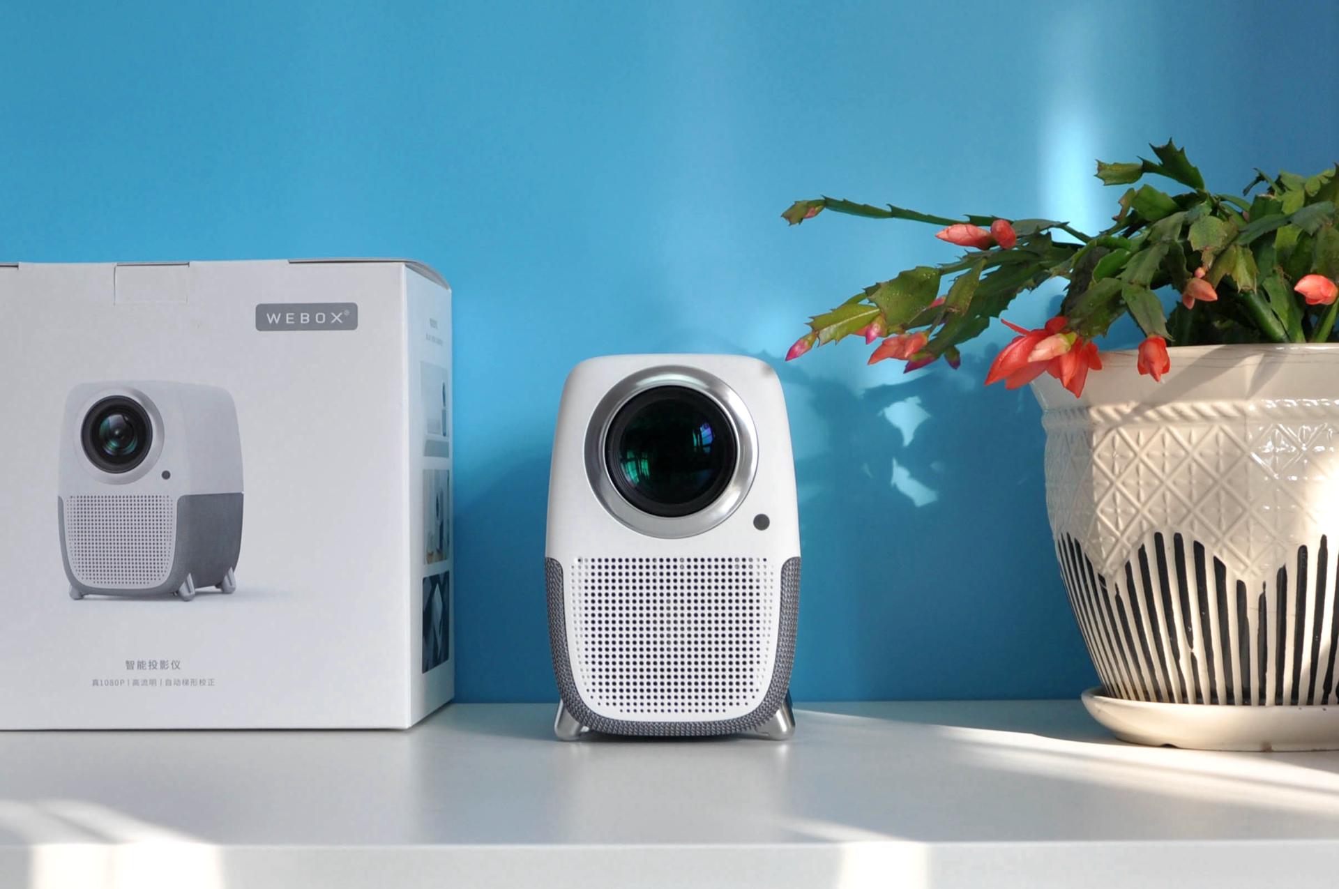 泰捷WEBOXT1投影仪测评,泰捷weboxt1投影仪和m6哪个好