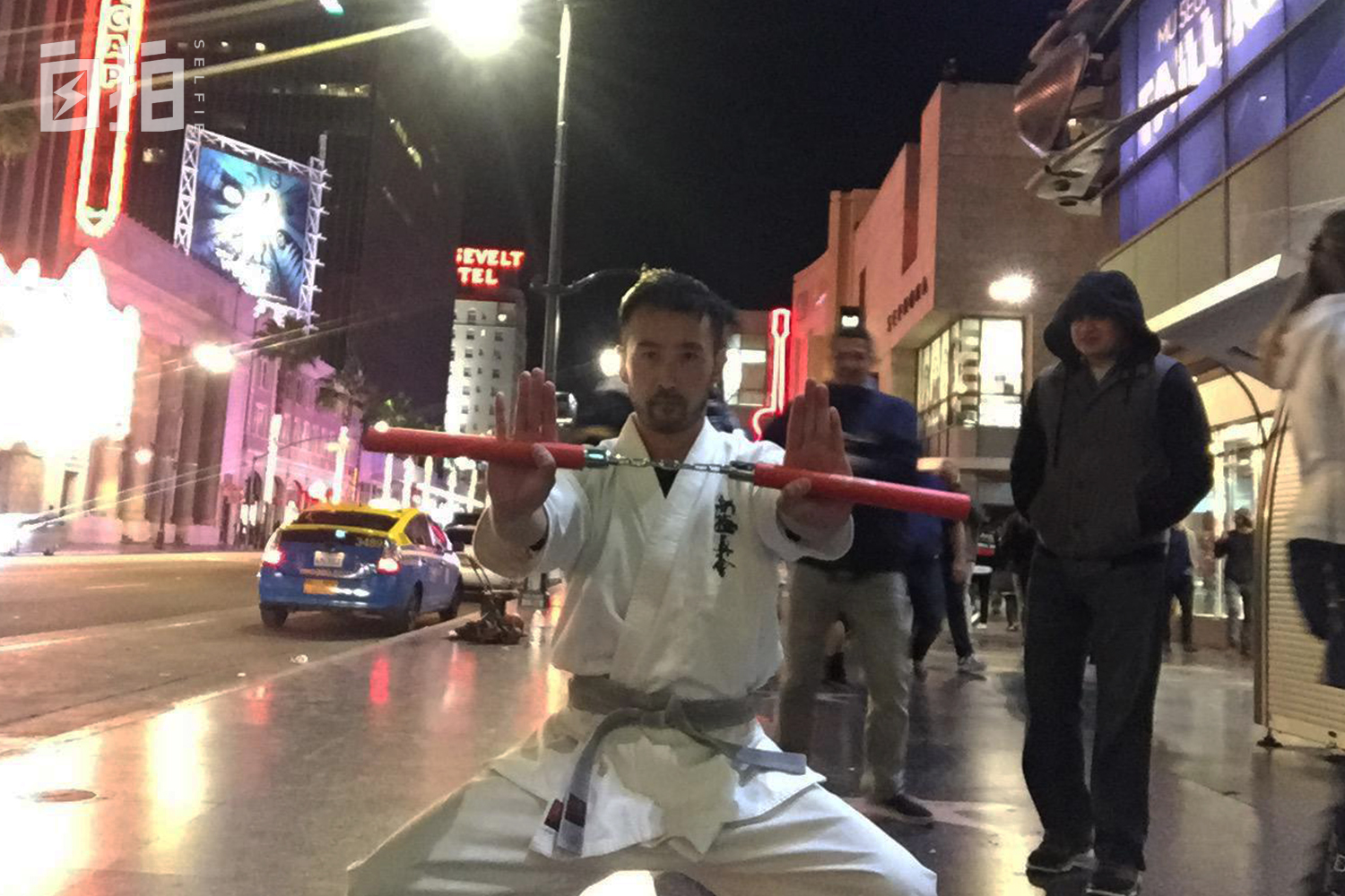 我是日本人,痴迷武术来到中国,却一直演鬼子,希望能演更多角色