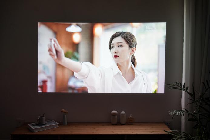 投影仪投屏卡顿温度高怎么解决,苹果手机投屏投影仪卡顿